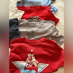 GAP Kids Marvel Tee’s and 1 Hoodie bundle